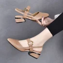 Giày cao gót nữ nhẹ - hở mũi, màu vàng/đen, thoải mái, phù hợp đi biển & ở nhà (xuân hè)