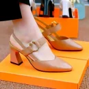 Giày cao gót nữ nhẹ - hở mũi, màu vàng/đen, thoải mái, phù hợp đi biển & ở nhà (xuân hè)